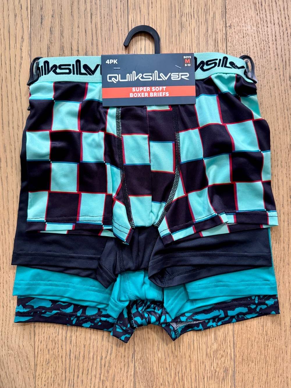 Quicksilver 4 Pack Boys Boxer Briefs NWT Size M (8-10)
